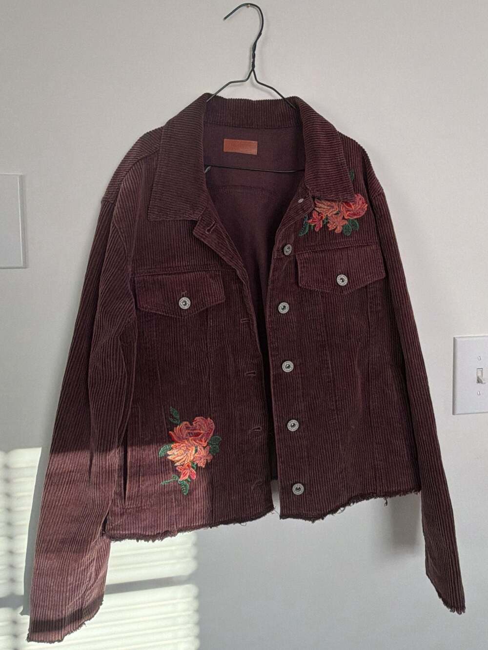 Umgee Maroon Corduroy Floral Embroidered Raw Hem Shacket Jacket Size S